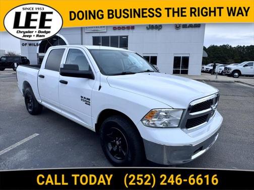 2023 RAM 1500 Classic SLT Crew Cab 4x2 57' Box