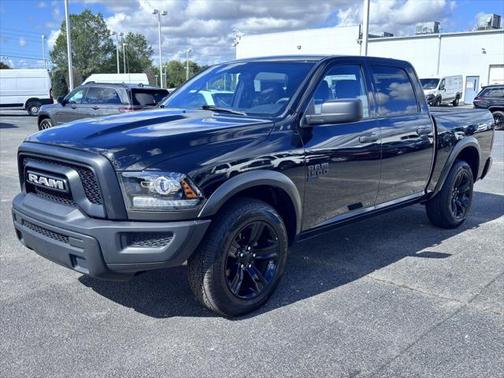 2024 RAM 1500 Classic Warlock Crew Cab 4x2 57' Box