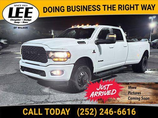 2023 RAM 3500 Big Horn Crew Cab 4x4 8 Box