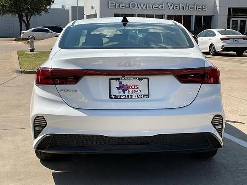 2024 Kia Forte LXS
