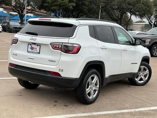 2023 Jeep Compass Latitude