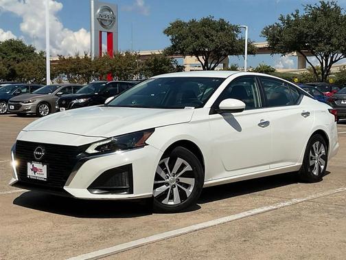 2023 Nissan Altima S FWD
