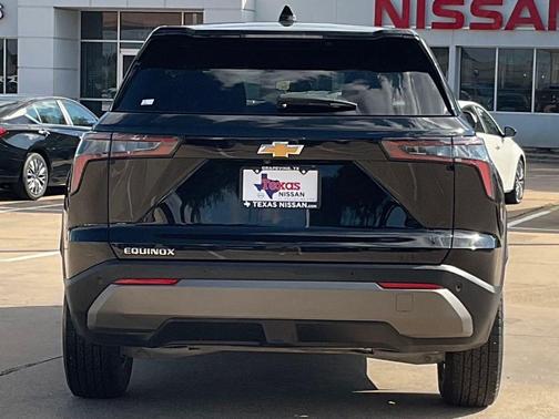 Mosaic Black Metallic 2025 Chevrolet Equinox 1LT
