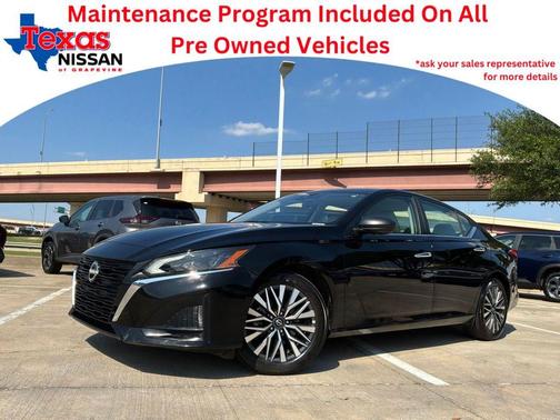 Super Black 2025 Nissan Altima 2.5 SV