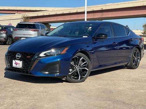 2024 Nissan Altima SR FWD