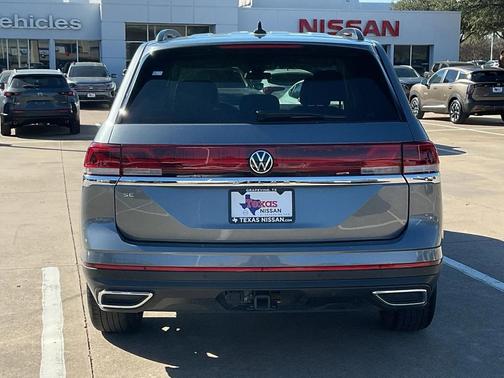 2025 Volkswagen Atlas 2.0T SE w/Technology