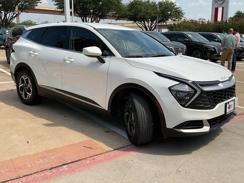 2023 Kia Sportage LX