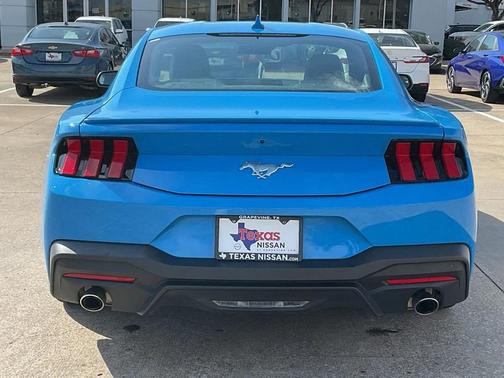 2024 Ford Mustang EcoBoost Premium