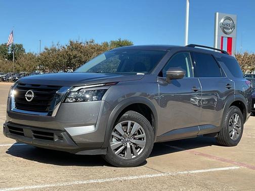 2024 Nissan Pathfinder SV FWD