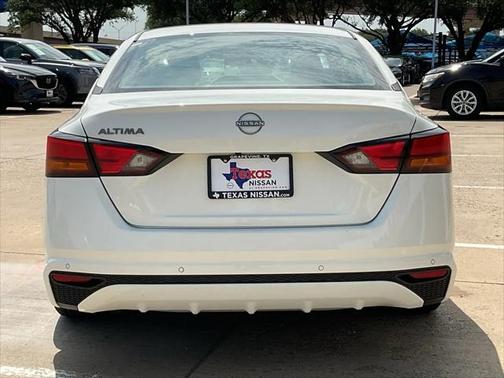 2024 Nissan Altima S FWD