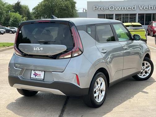 2024 Kia Soul LX