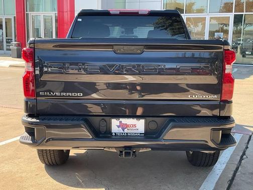 2022 Chevrolet Silverado 1500 Custom
