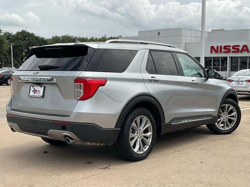 Iconic Silver 2023 Ford Explorer Limited