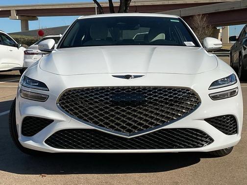 2025 Genesis G70 2.5T RWD