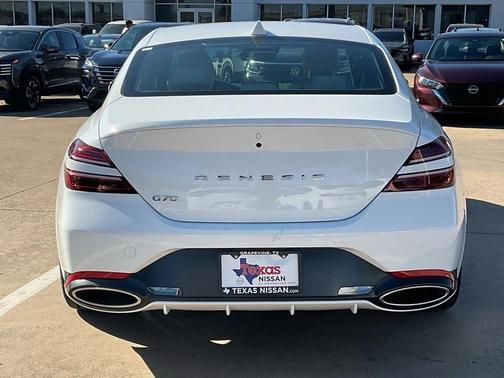 2025 Genesis G70 2.5T RWD