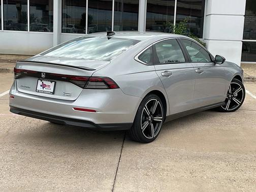 2024 Honda Accord Hybrid Base