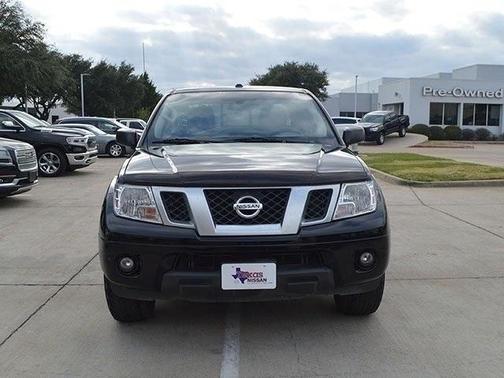 Photo 3 of 29 of 2018 Nissan Frontier Desert Runner