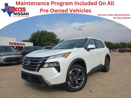 Everest White Pearl 2025 Nissan Rogue SV
