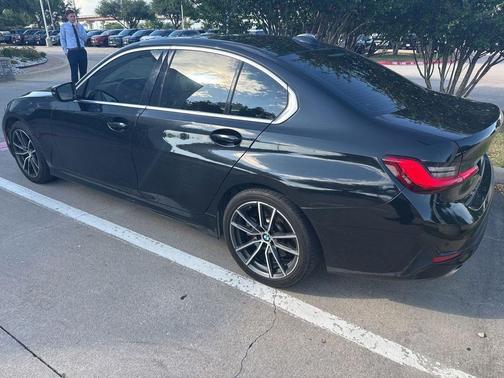 Black Sapphire Metallic 2021 BMW 330 330i