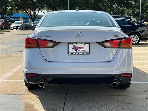 2024 Nissan Altima SR FWD