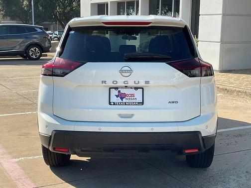 2024 Nissan Rogue S