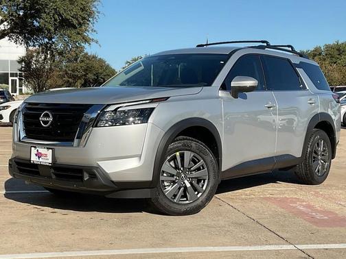 2025 Nissan Pathfinder SV FWD