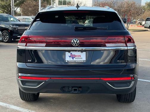 2025 Volkswagen Atlas Cross Sport 2.0T SE w/Technology 4MOTION