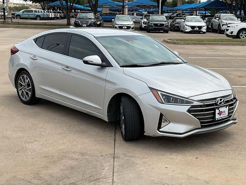 2020 Hyundai ELANTRA Limited