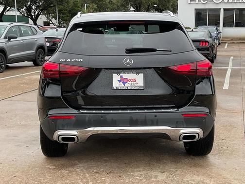 2024 Mercedes-Benz GLA 250 Base