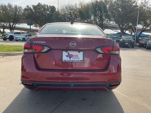 2025 Nissan Versa 1.6 SV