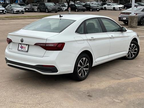 2024 Volkswagen Jetta 1.5T S
