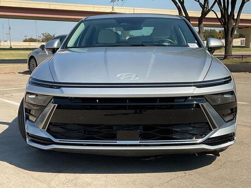 2024 Hyundai SONATA Hybrid SE