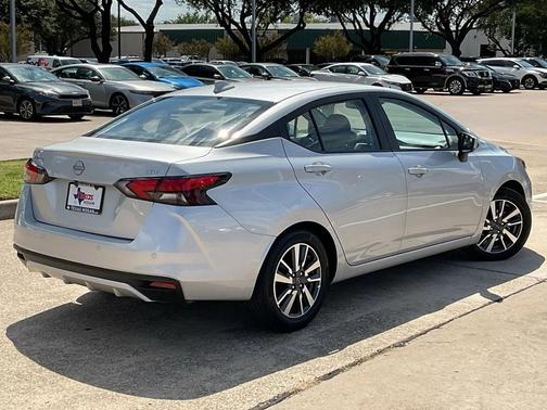2023 Nissan Versa 1.6 SV