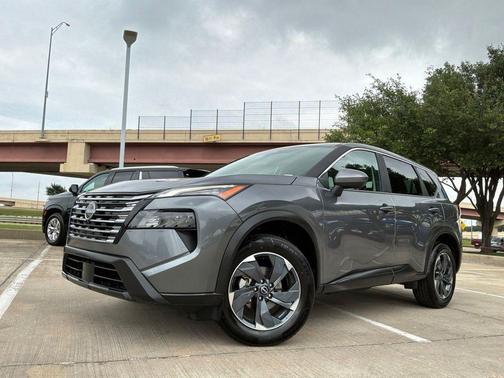 Gun Metallic 2025 Nissan Rogue SV