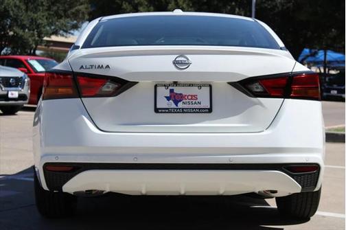 2025 Nissan Altima S FWD