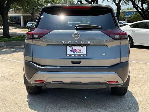 2022 Nissan Rogue SL