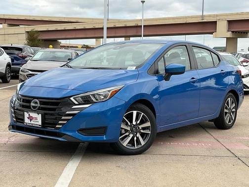 2023 Nissan Versa 1.6 SV