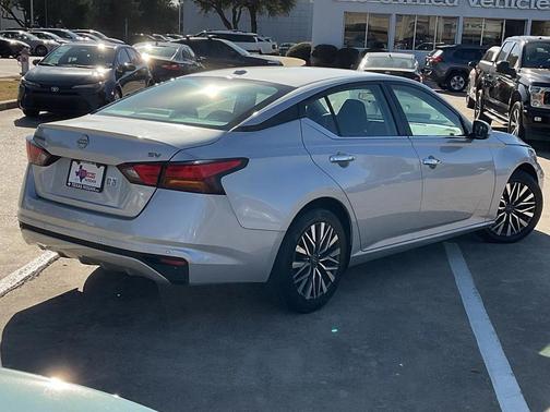 2023 Nissan Altima 2.5 SV