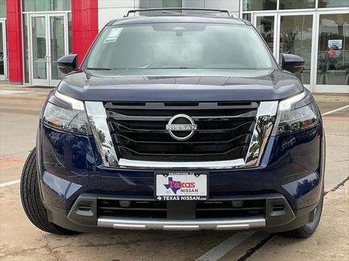 2025 Nissan Pathfinder SL FWD