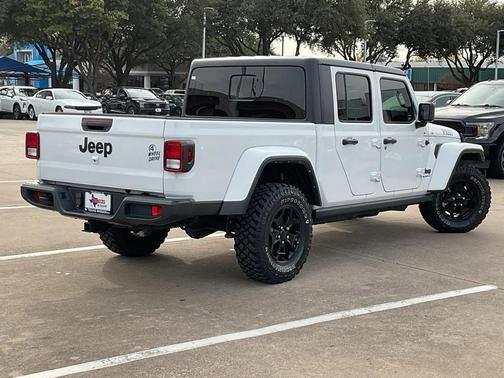 2022 Jeep Gladiator Sport