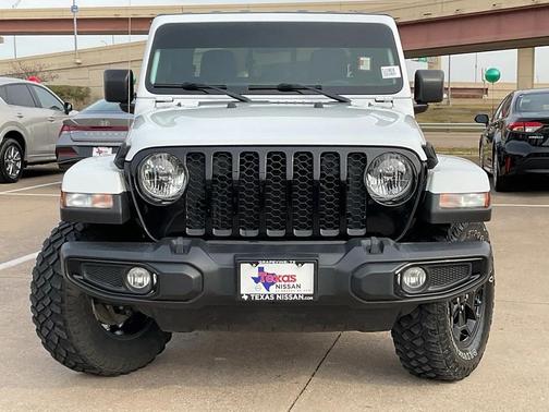 2022 Jeep Gladiator Sport