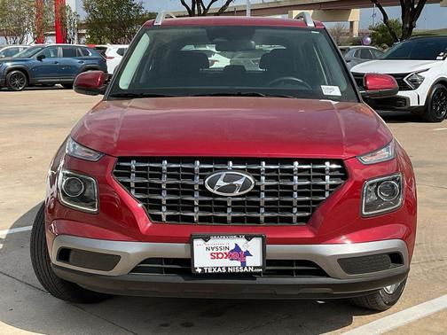 2025 Hyundai VENUE SEL