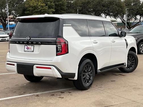 Aspen White Tricoat 2026 Nissan Armada SV