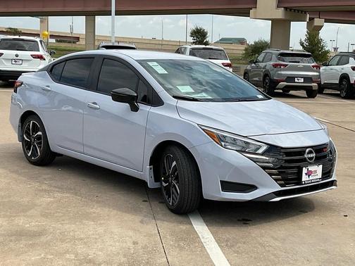 2025 Nissan Versa 1.6 S