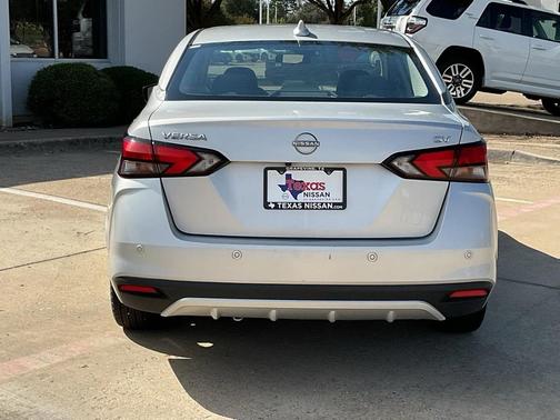 2023 Nissan Versa 1.6 SV