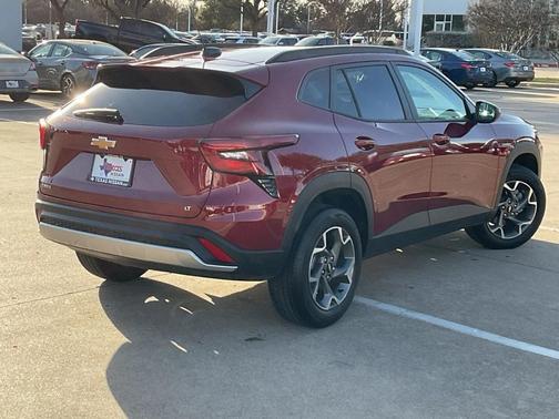 2025 Chevrolet Trax LT