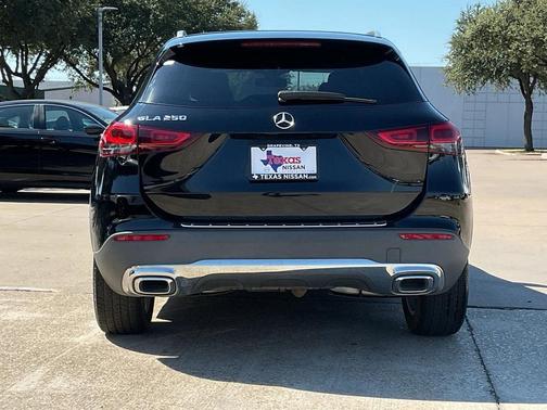 2021 Mercedes-Benz GLA 250 Base 4MATIC