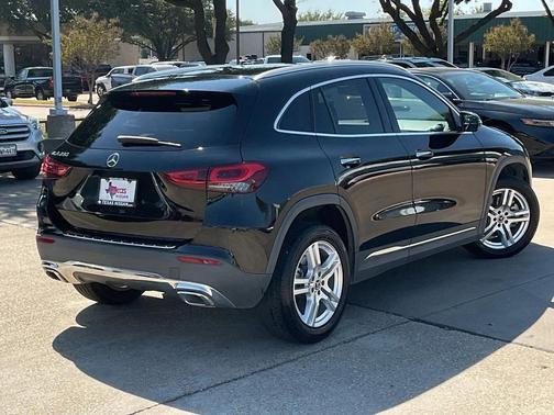2021 Mercedes-Benz GLA 250 Base 4MATIC
