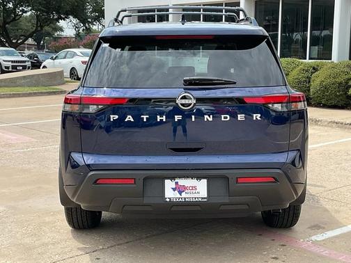 2025 Nissan Pathfinder SV FWD