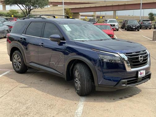 2025 Nissan Pathfinder SV FWD